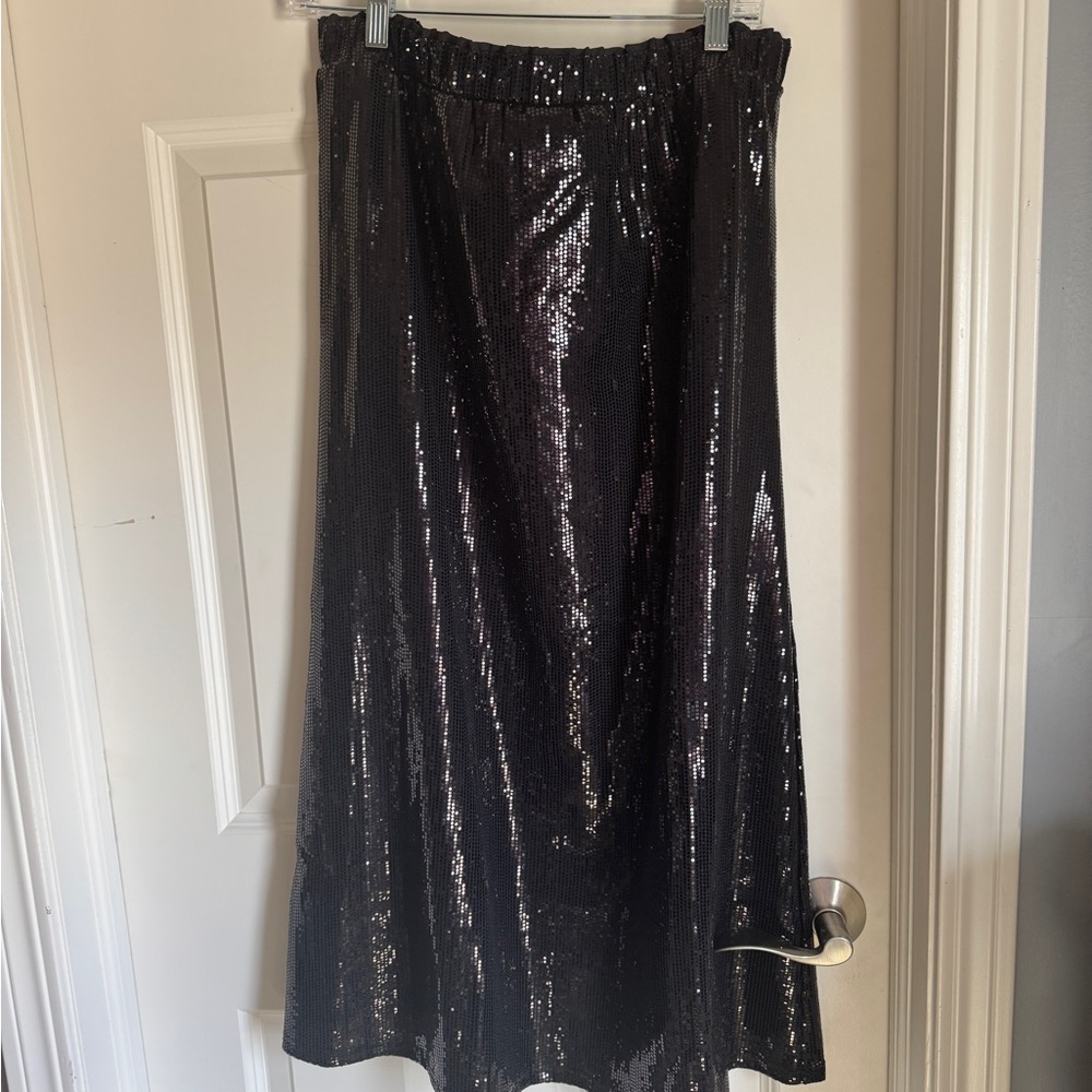 Elegant Black Sequin Skirt